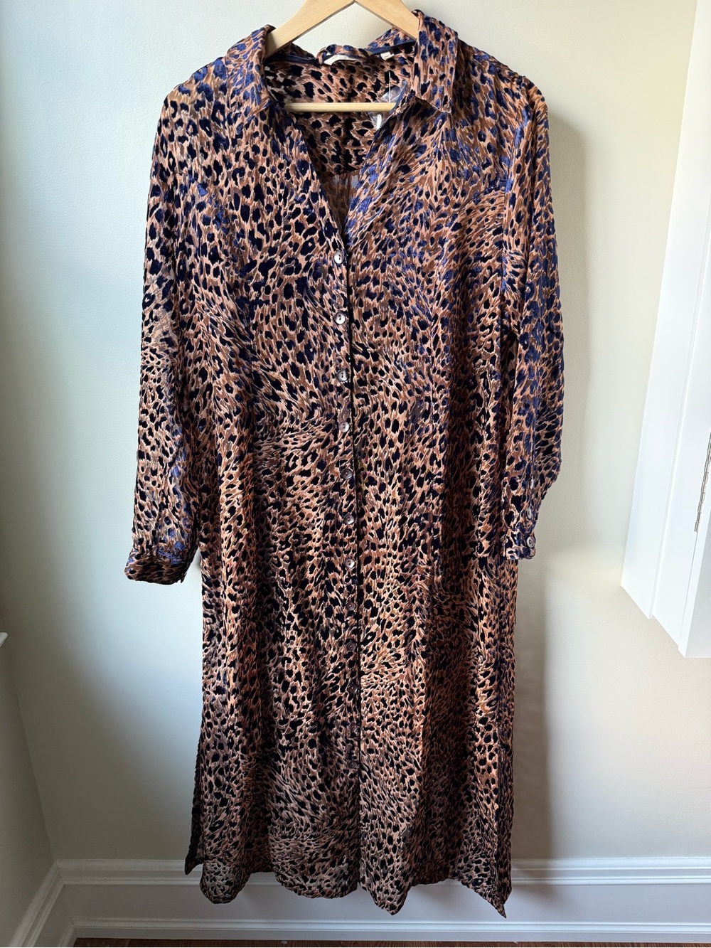 SOFT SURROUNDINGS Velvet Burnout Blue Leopard Shirtdress Maxi Dress Animal L‎ P